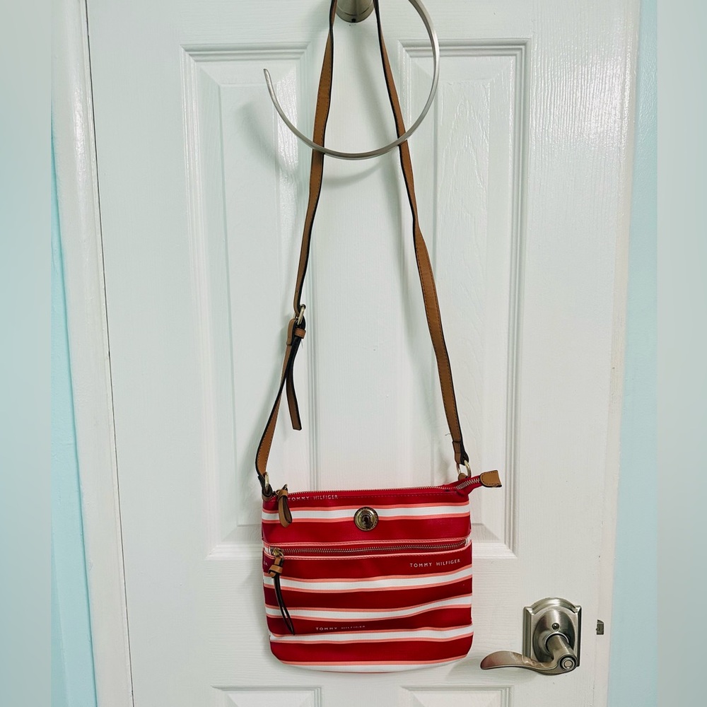 Tommy Hilfiger Crossbody Bag with Zipper Red White Orange